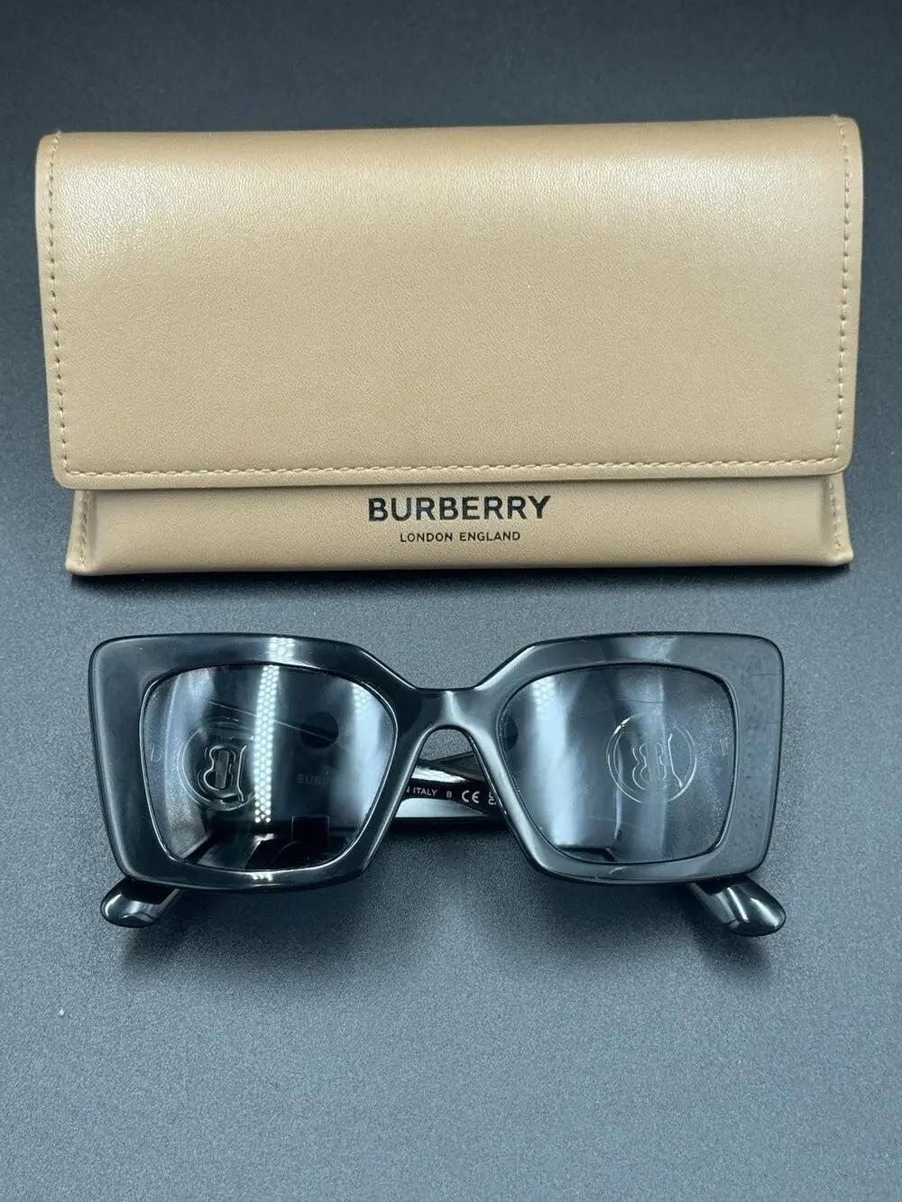 Burberry Black Oversized Square Sunglasses Gold Logo Frames Only With Case